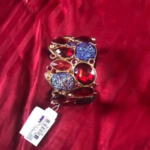 NWT!! Multicolored bracelet